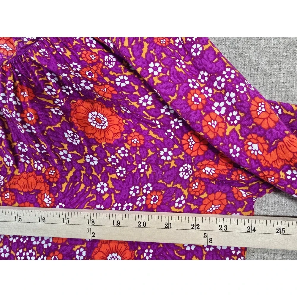N/A vibrant floral